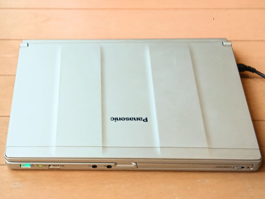 ノートパソコン パナソニック　レッツノートCF-SX2 、オフィス付き設定不要➀