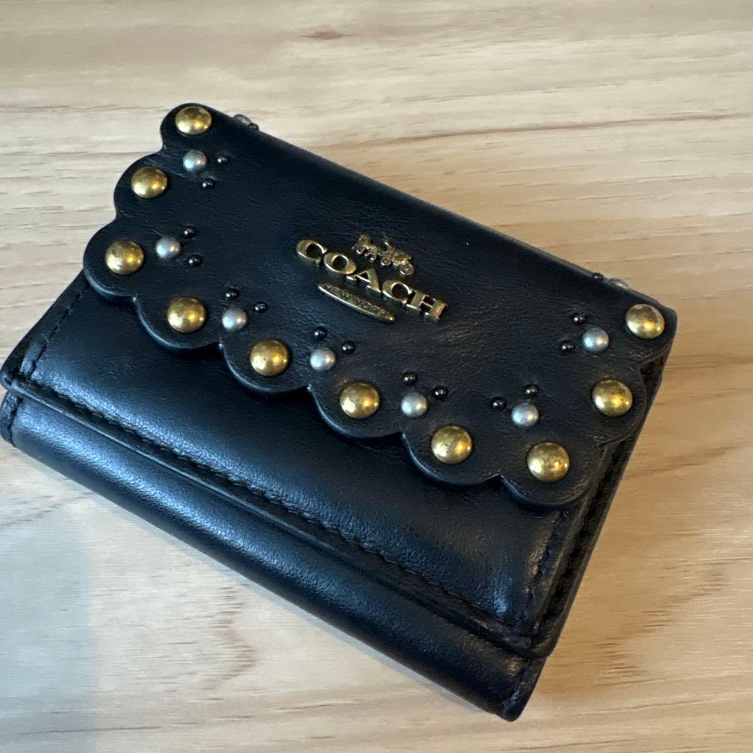 美品　coach ミニ財布　黒　三つ折り財布　ミニ財布