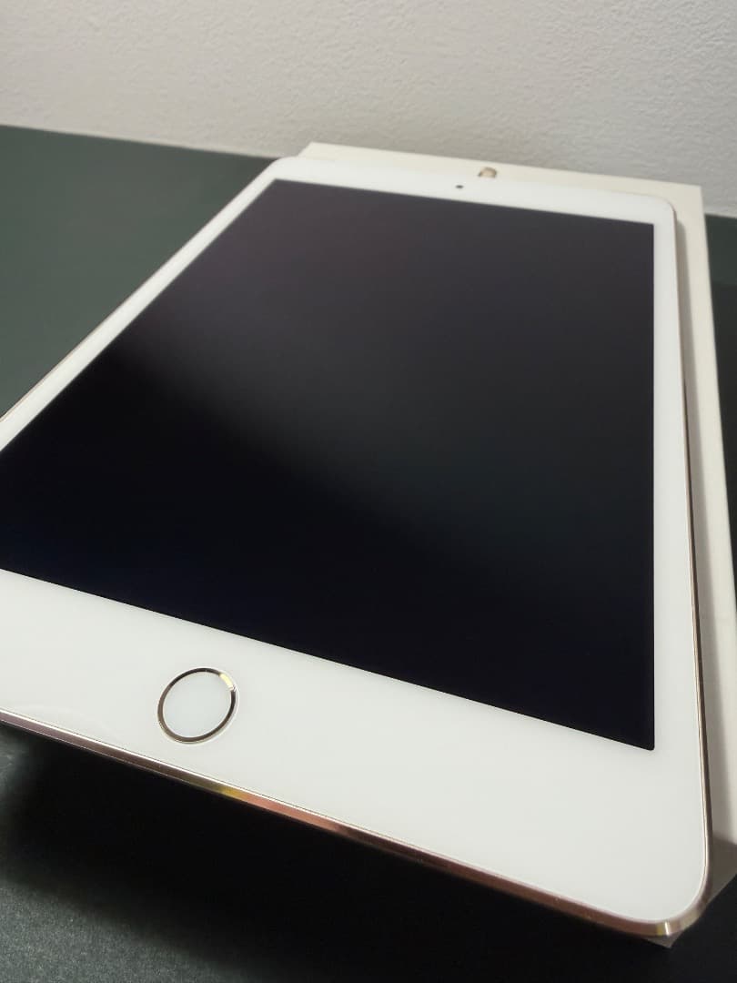 【中古】iPad mini4 128GB Wi-Fi+Cellular Gold