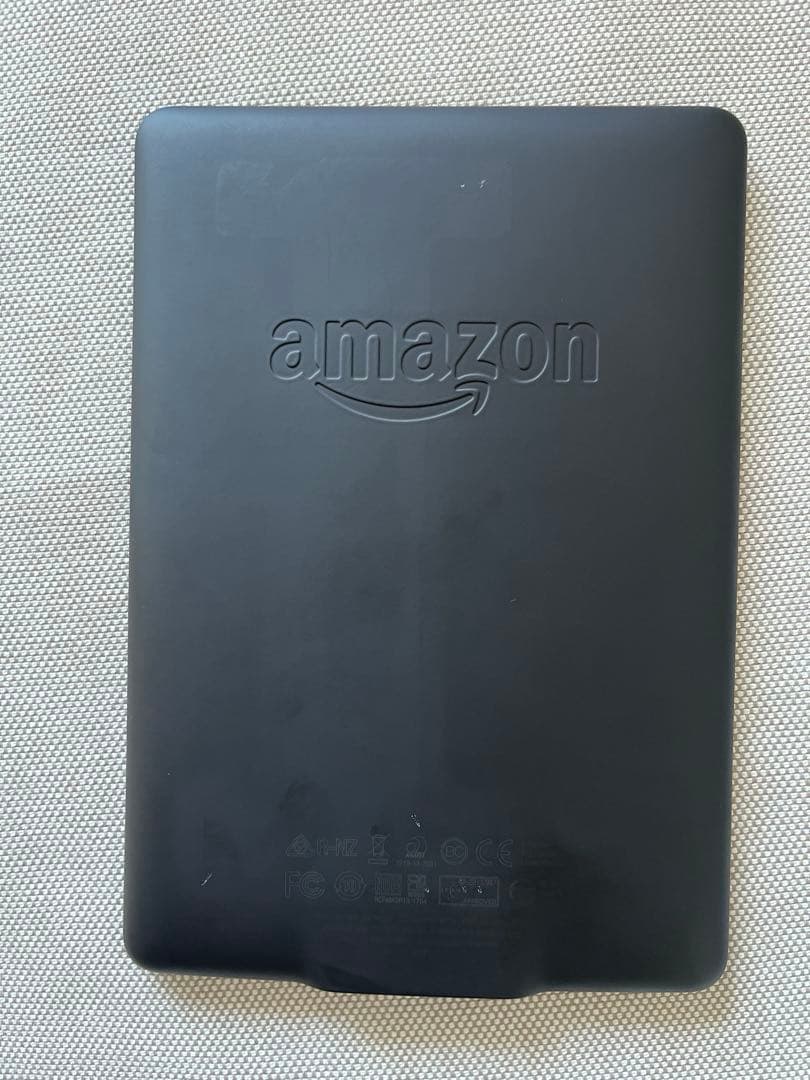 Kindle Paperwhite 第7世代＋カバー＋USBケーブル　4GB