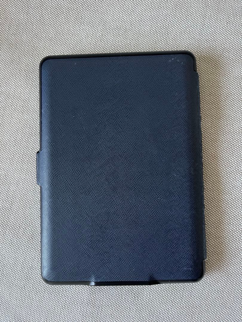 Kindle Paperwhite 第7世代＋カバー＋USBケーブル　4GB