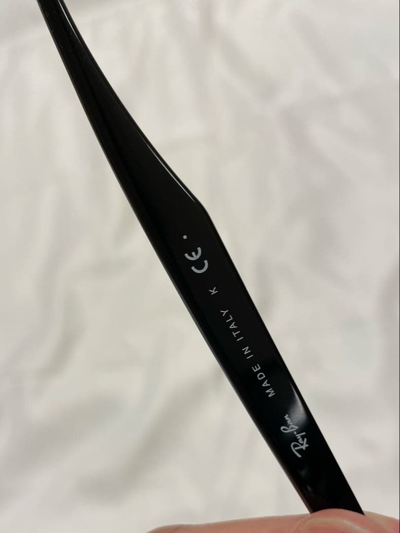 くま　Ray-Ban レイバン　RB4259-F サングラス　ブラック　黒