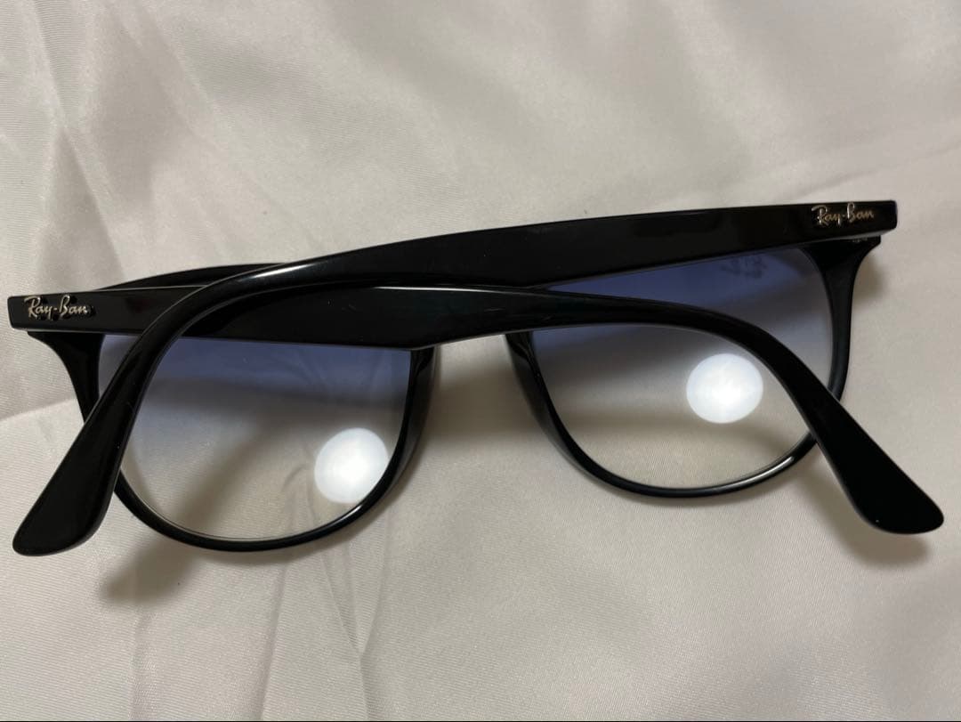 くま　Ray-Ban レイバン　RB4259-F サングラス　ブラック　黒