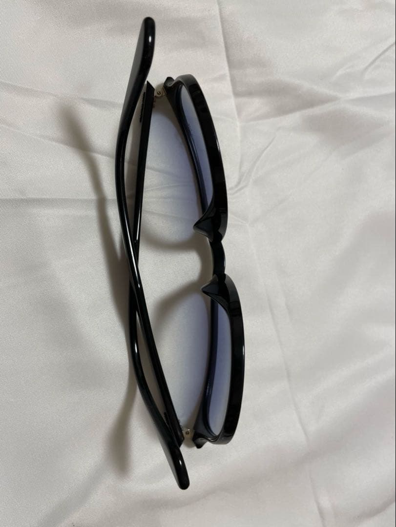 くま　Ray-Ban レイバン　RB4259-F サングラス　ブラック　黒