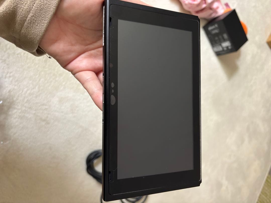 Nintendo Switch 初期型　未対策機？　2017年製　ジョイコンなし
