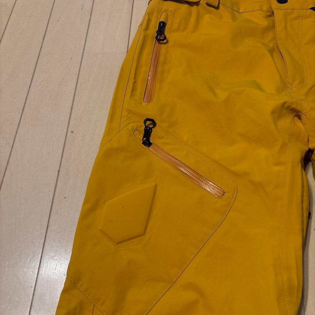 VOLCOM ボルコム　GORE-TEX スノーボードパンツ　メンズM