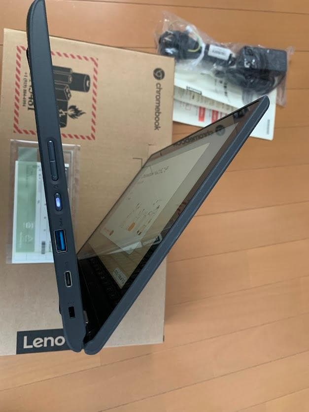 Lenovo 300e Chromebook 2nd Gen タッチスクリーン