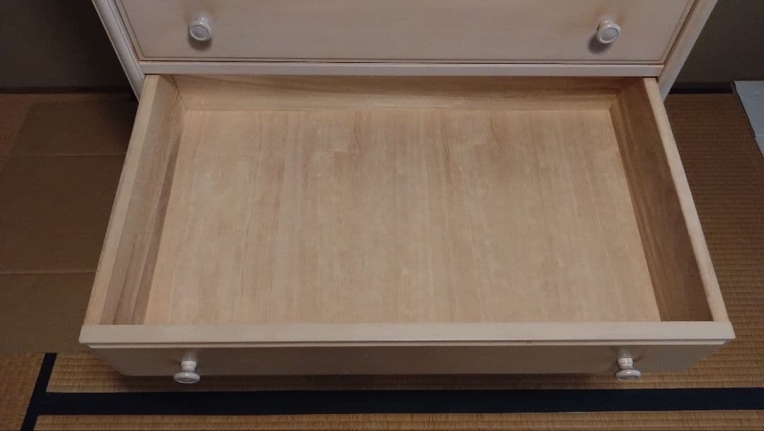 ベビータンス