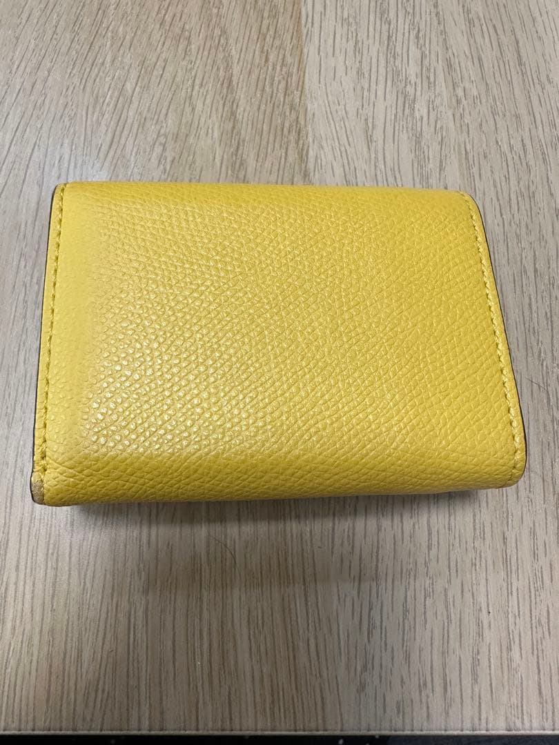FENDI 三つ折り財布 イエロー