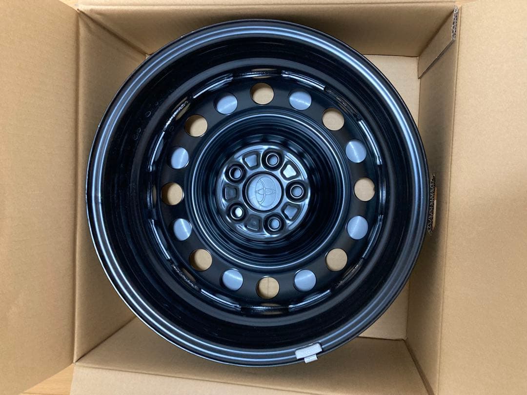 【まゆぞう】 新型シエンタ HEV G 15インチスチールホイール　①