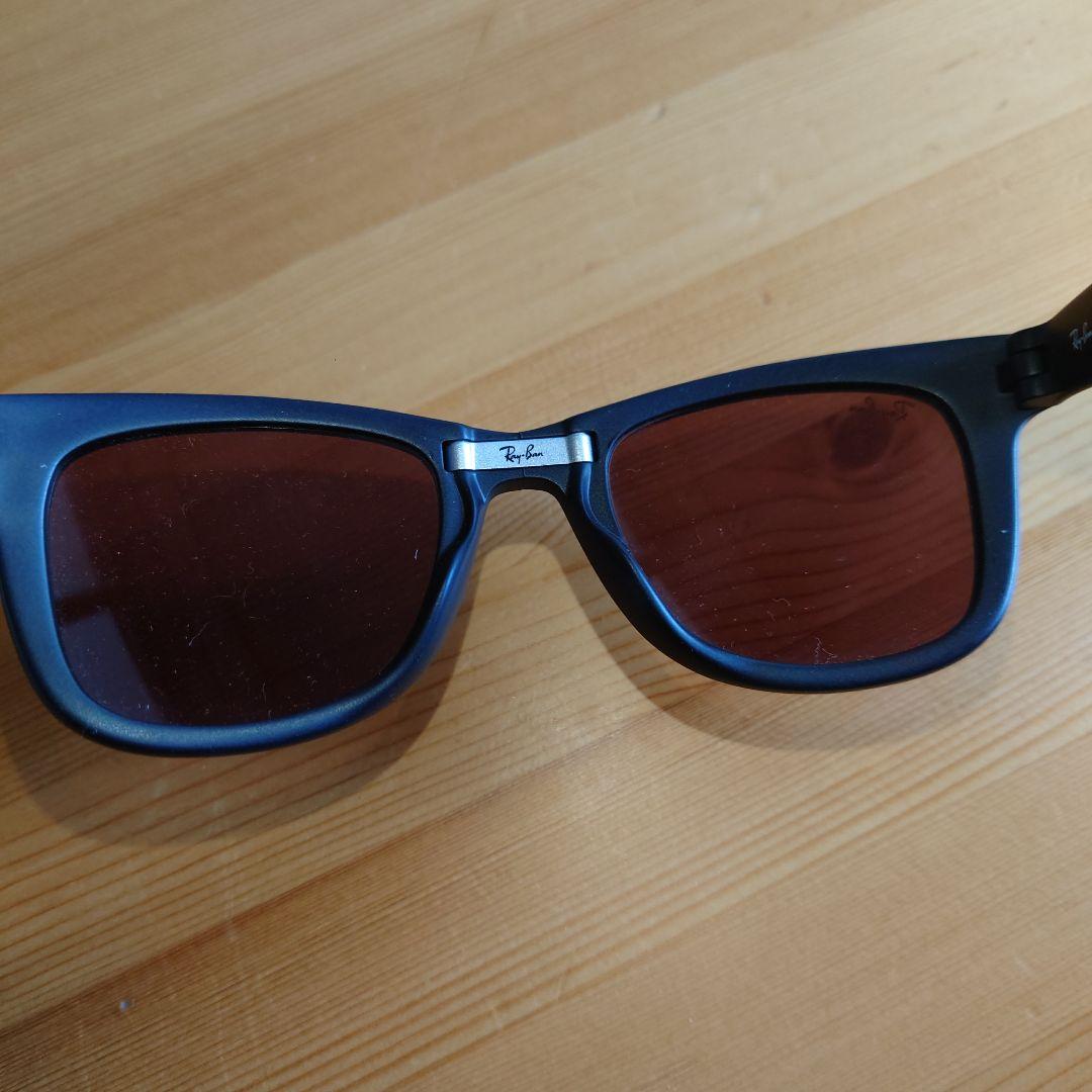 Ray-Ban クラシック サングラス 赤レンズ