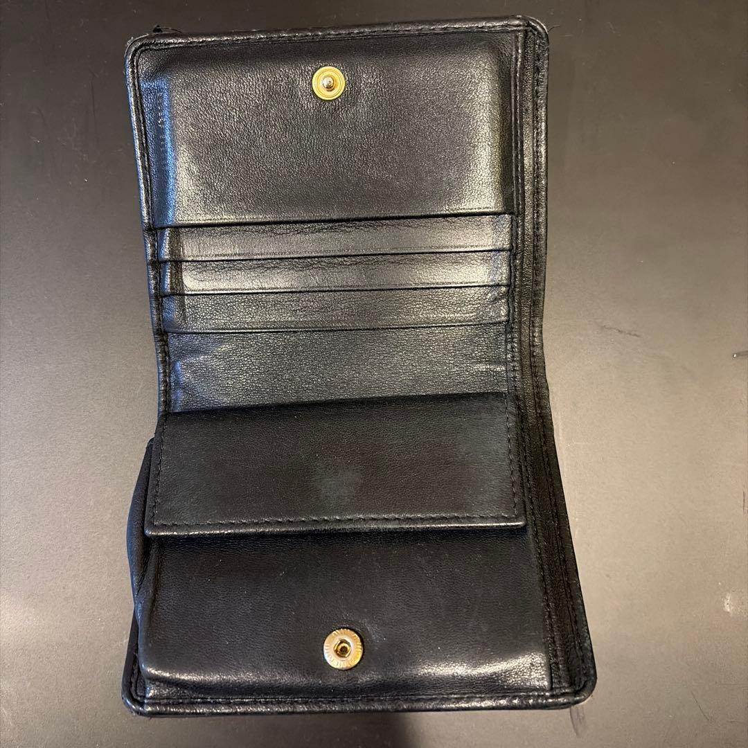 miumiu マテラッセレザー 折り財布