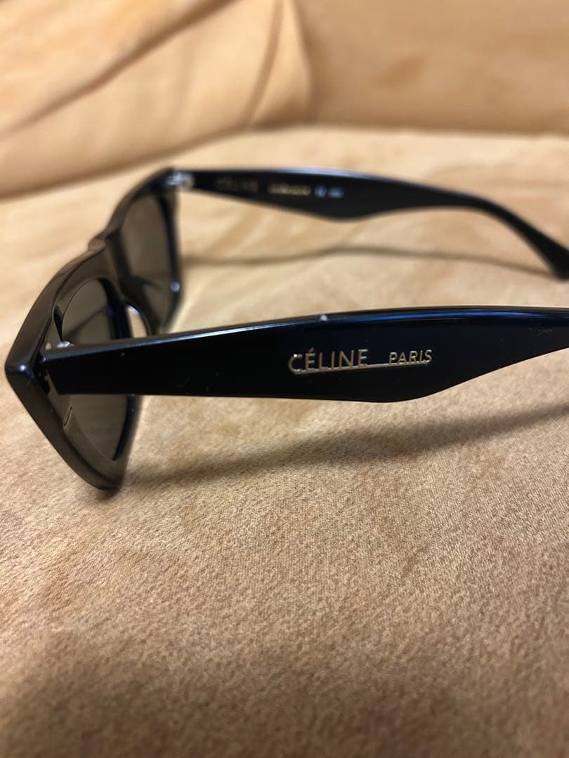 CÉLINE ブラック キャットアイ サングラス
