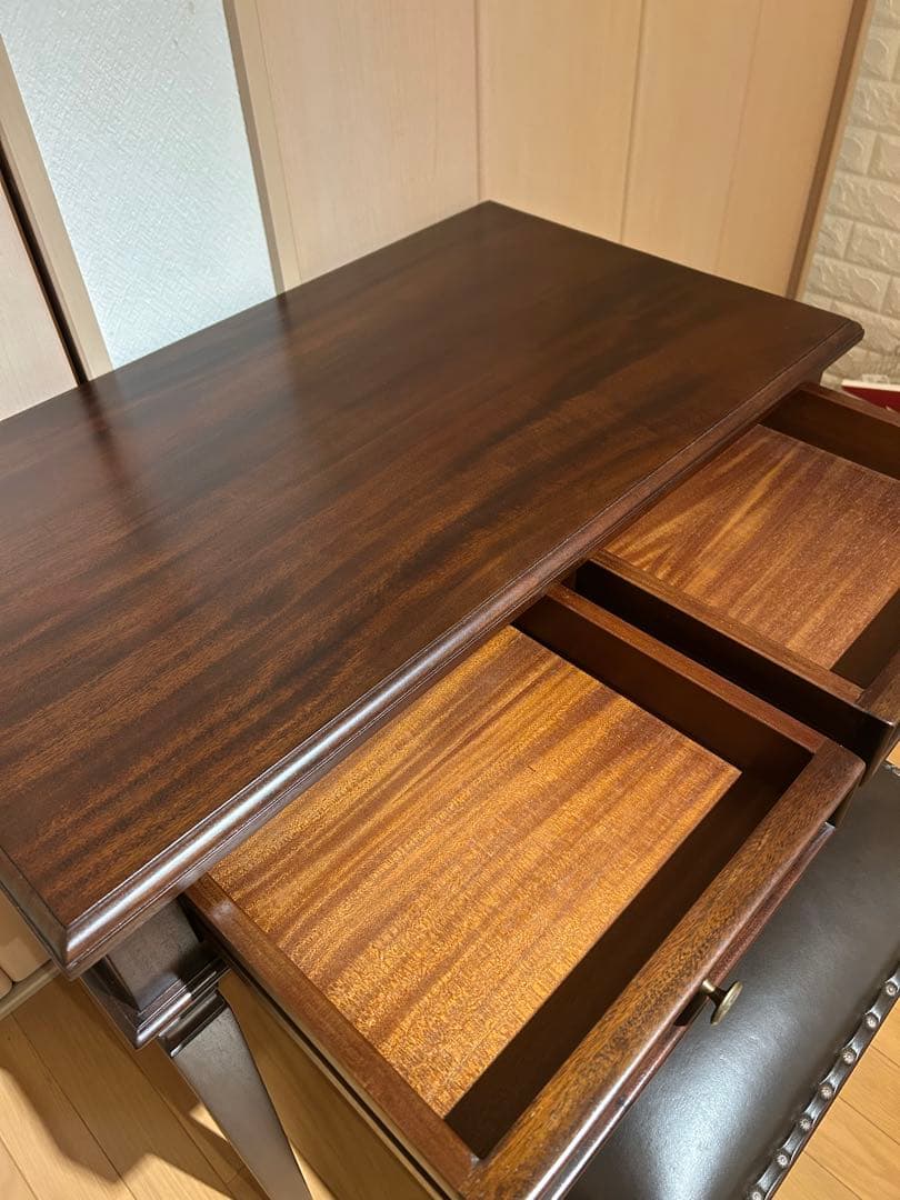 マホガニーデスク　マホガニードレッサー　お値下げ中