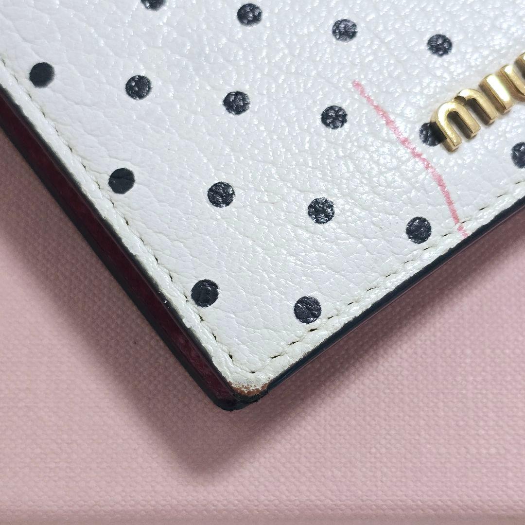 もっちー様✨ミュウミュウ ラムールコレクション 二つ折り財布 ハート ドット
