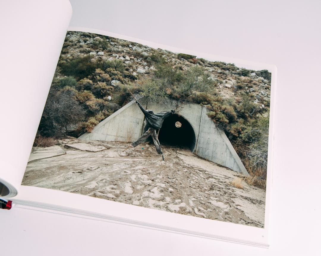 アート・デザイン・音楽 Richard Misrach Border Cantos