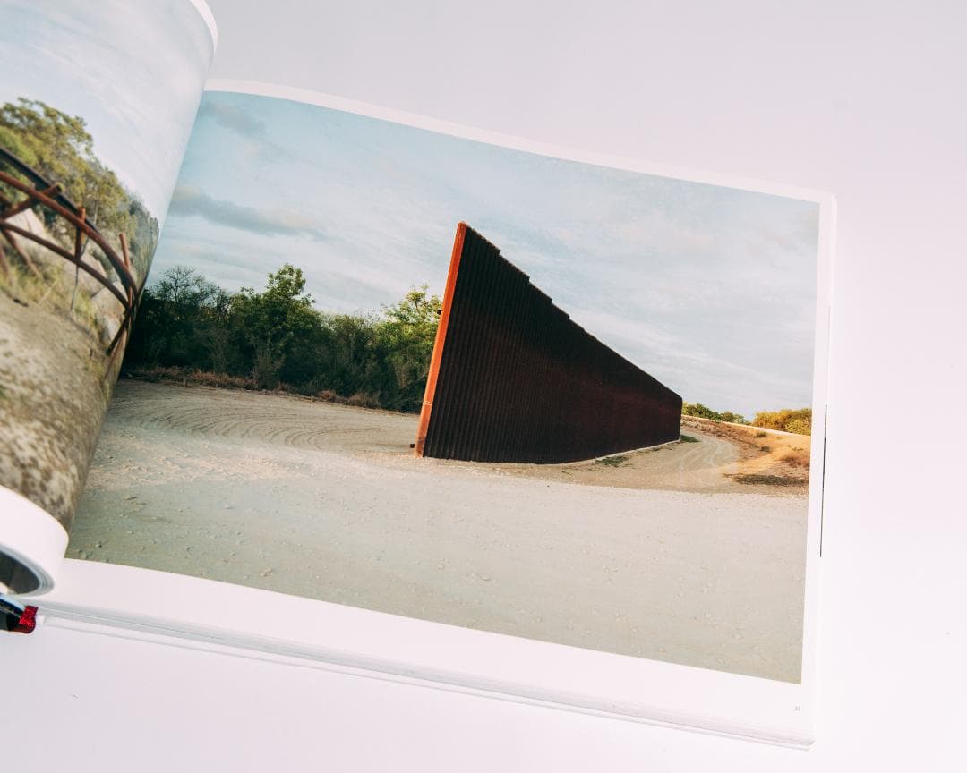 アート・デザイン・音楽 Richard Misrach Border Cantos