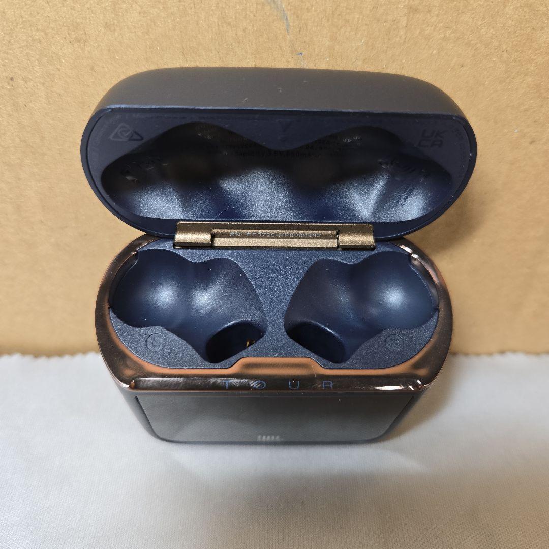 JBL TOUR PRO 3 ワイヤレスイヤホン bluetooth