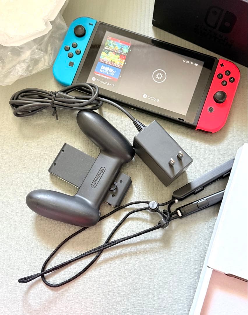 Nintendo Switch ネオンブルー/レッド 本体　バッテリー強化