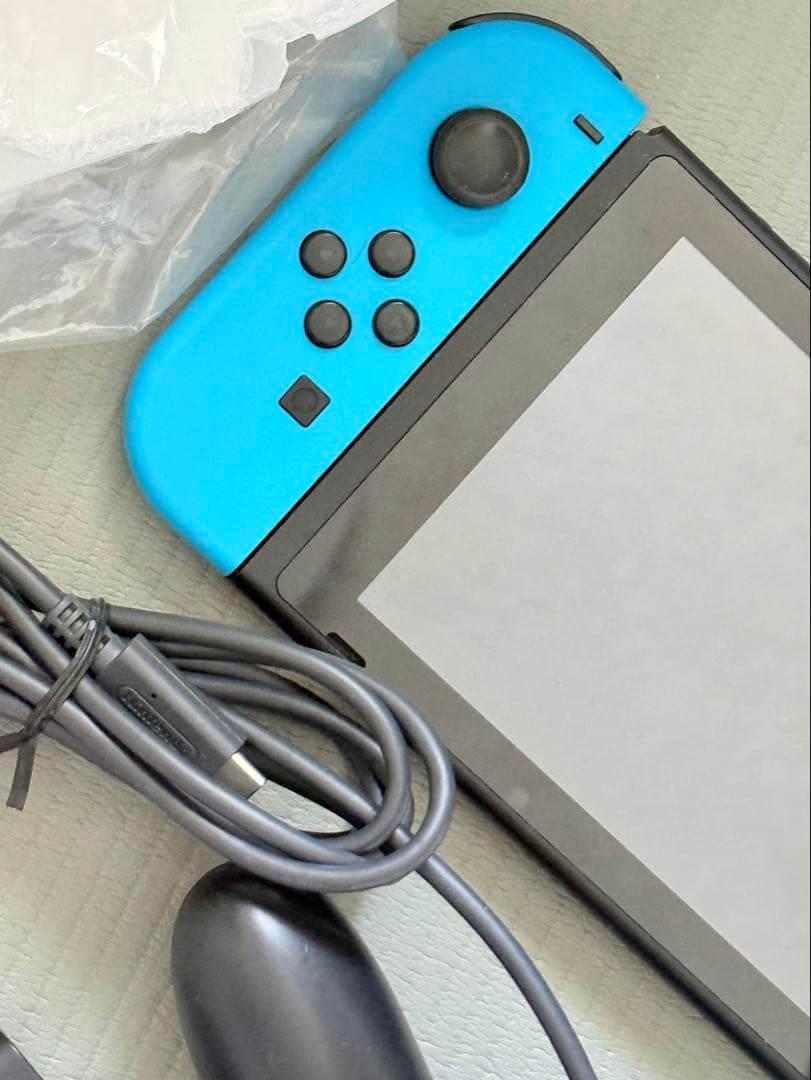 Nintendo Switch ネオンブルー/レッド 本体　バッテリー強化