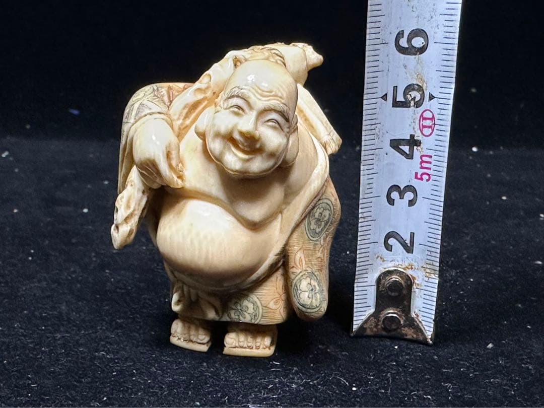 置物　アンティーク　天然素材　仏像　彫刻 古美術品　細密細工　骨董コレクション