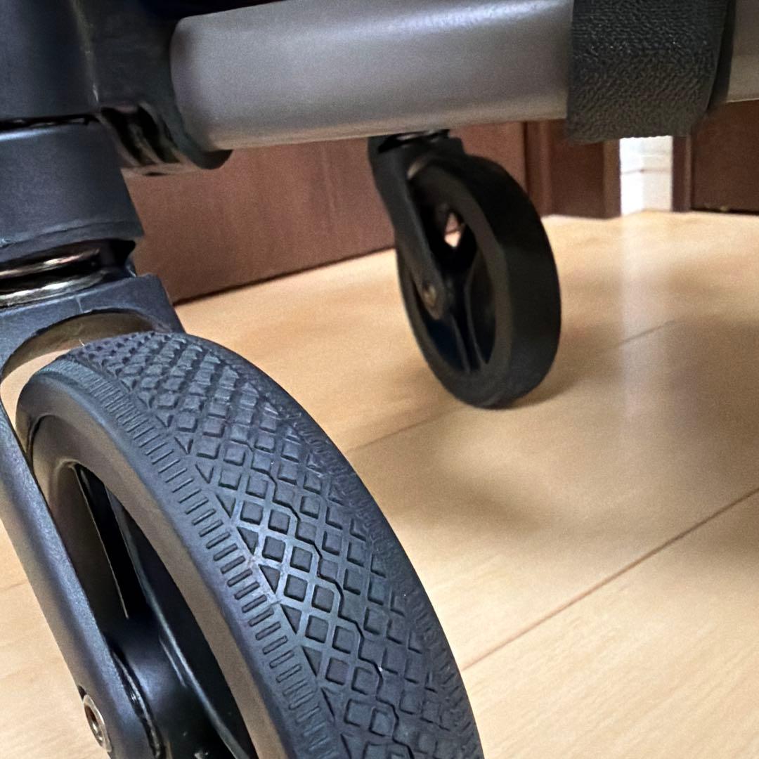 ららちゃんAIRBUGGY wiz xビンテージカーキ