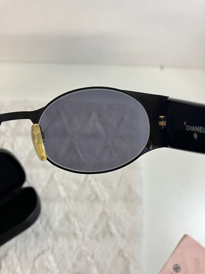 CHANEL　シャネル　サングラス　ココマーク　ブラック　黒　ロゴ　ケース付き