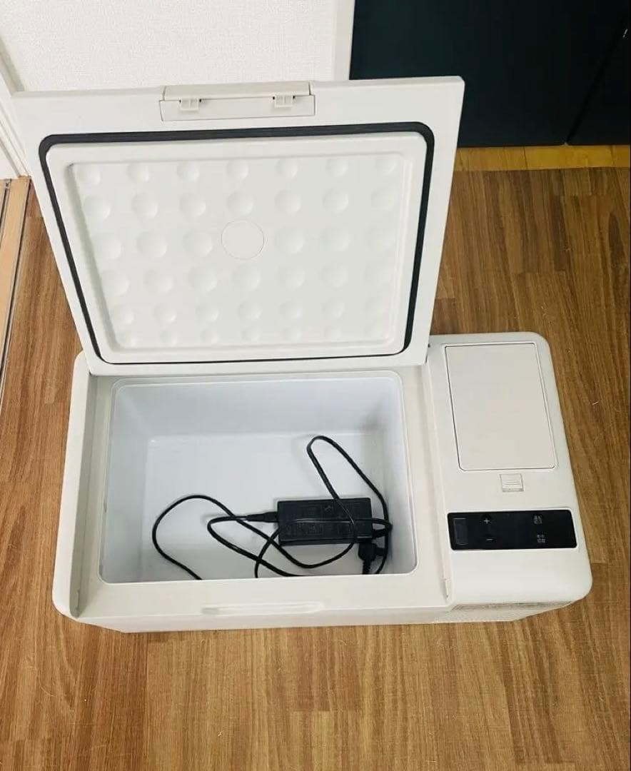 ポータブル冷蔵庫 IPD-B2A-W 約15L アイリスオーヤマ　充電式
