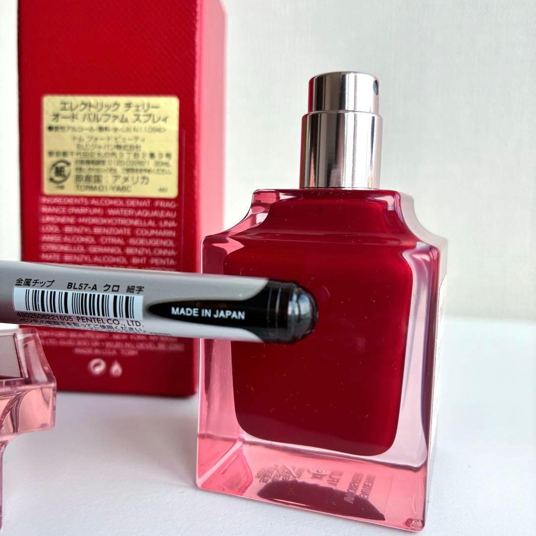 トムフォード エレクトリックチェリー 30ml 残量約7〜8割　本日限定お値下げ