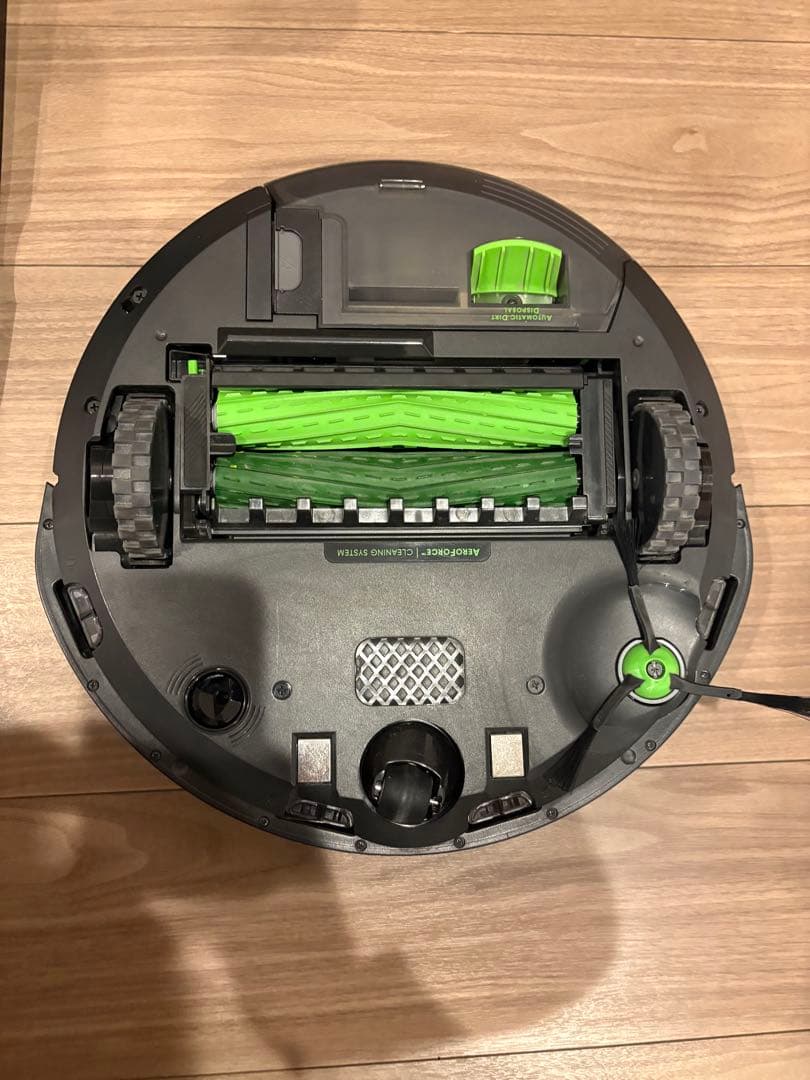 【美品】iRobot Roomba i5+ 本体&ゴミ自動収集ドック＋特典付
