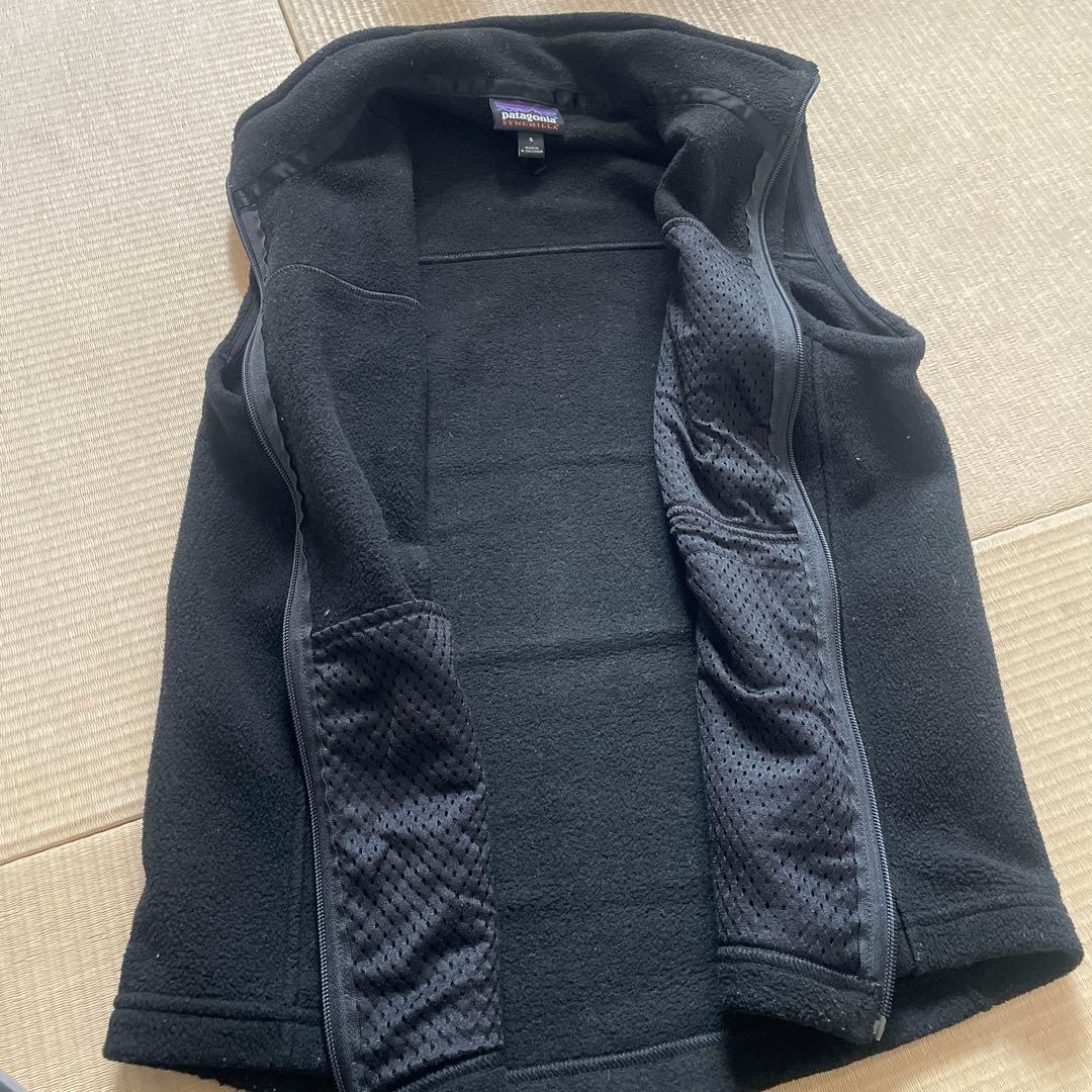 patagonia シンチラベスト　　　ブラックSサイズ