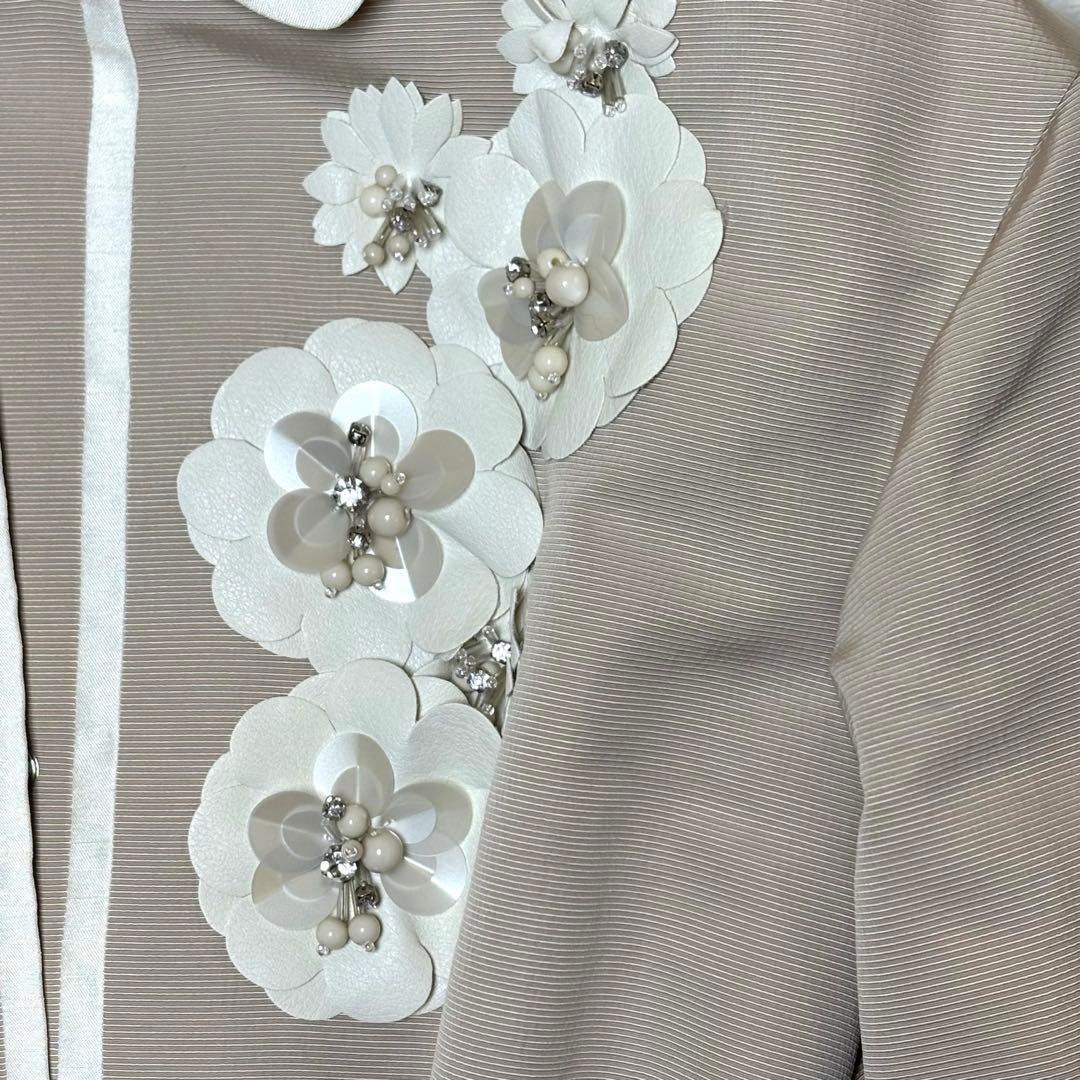 【美品】TO BE CHIC トゥービーシック　スプリングコート　ベージュ花40