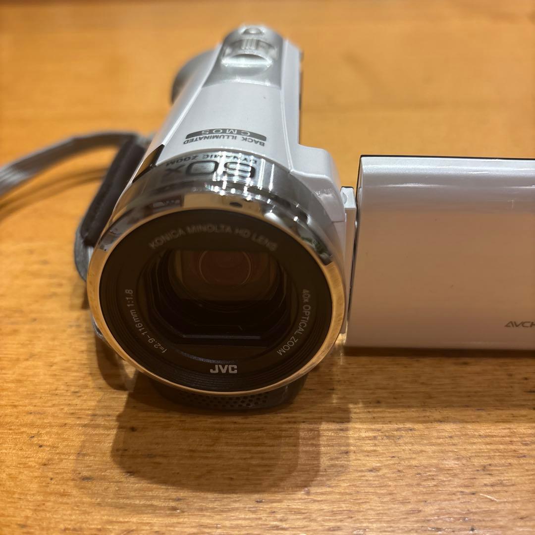 JVC ビデオカメラ本体 充電器・バッテリー付き