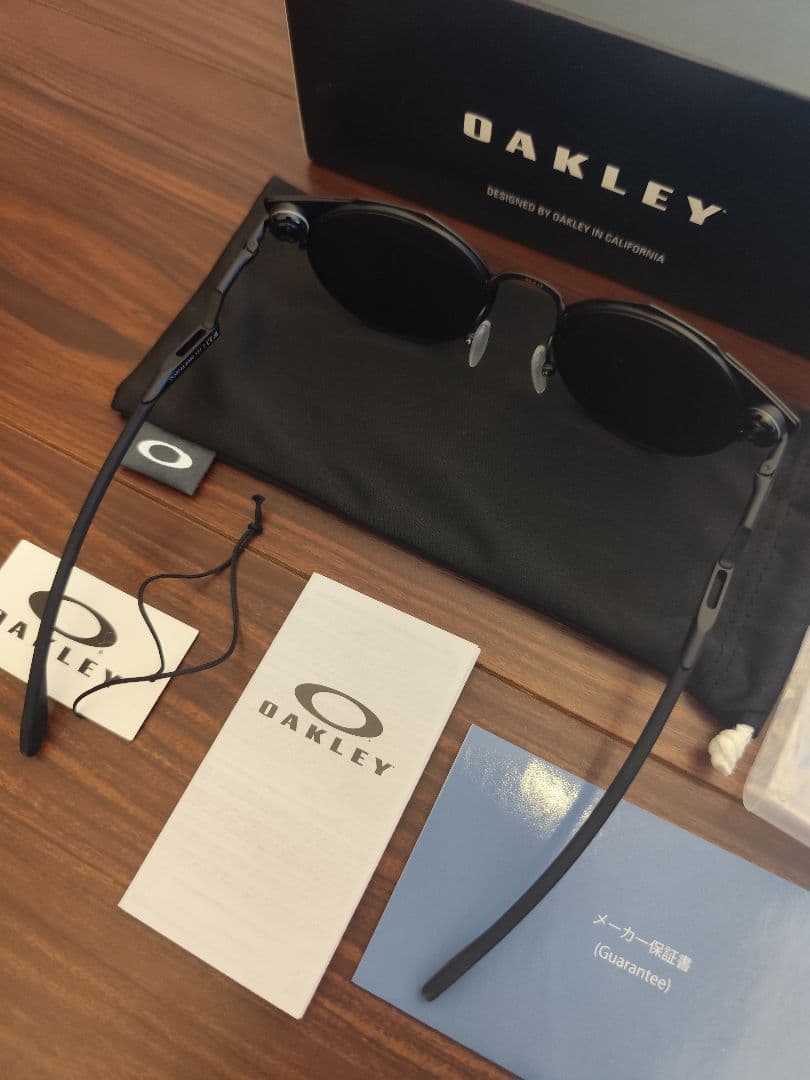 新品未使用 正規品 OAKLEY DEADBOLT オークリー デッドボルト