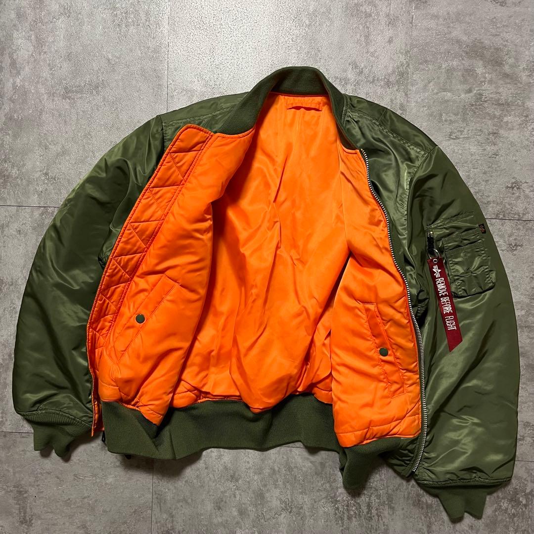 美品　希少サイズ　ALPHA INDUSTRIES MA-1カーキ3L