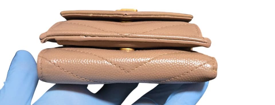 Saint Laurent　カサンドラ　三つ折り　ベージュ