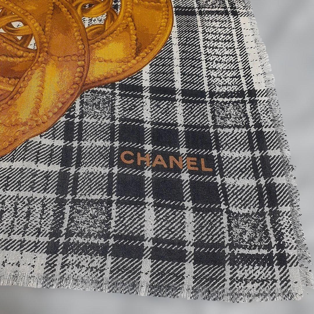 CHANEL 超大判カシミア混シルクストール