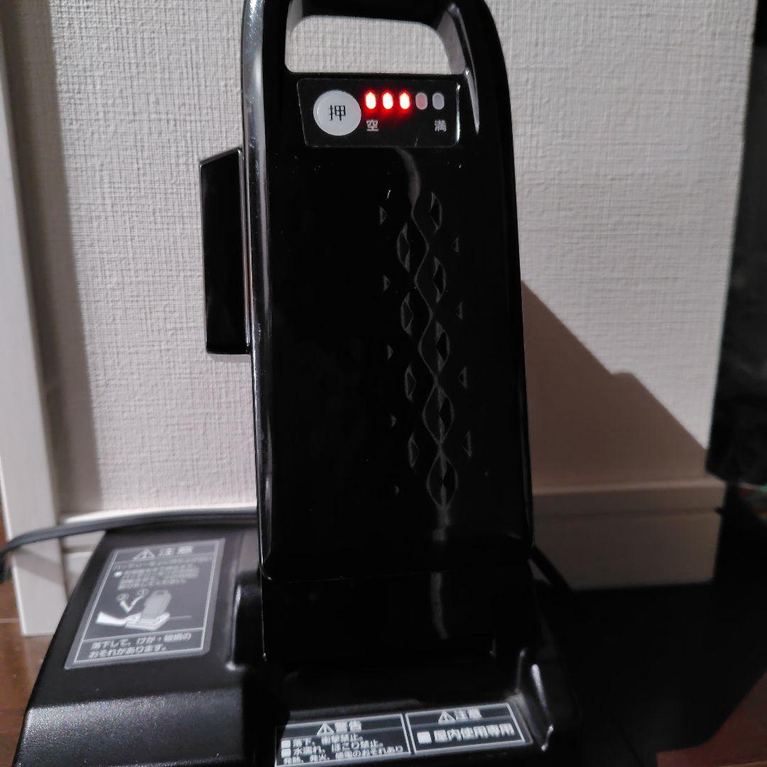 中古　パナソニック　Panasonic NKJ069Z1 充電器　ギュット