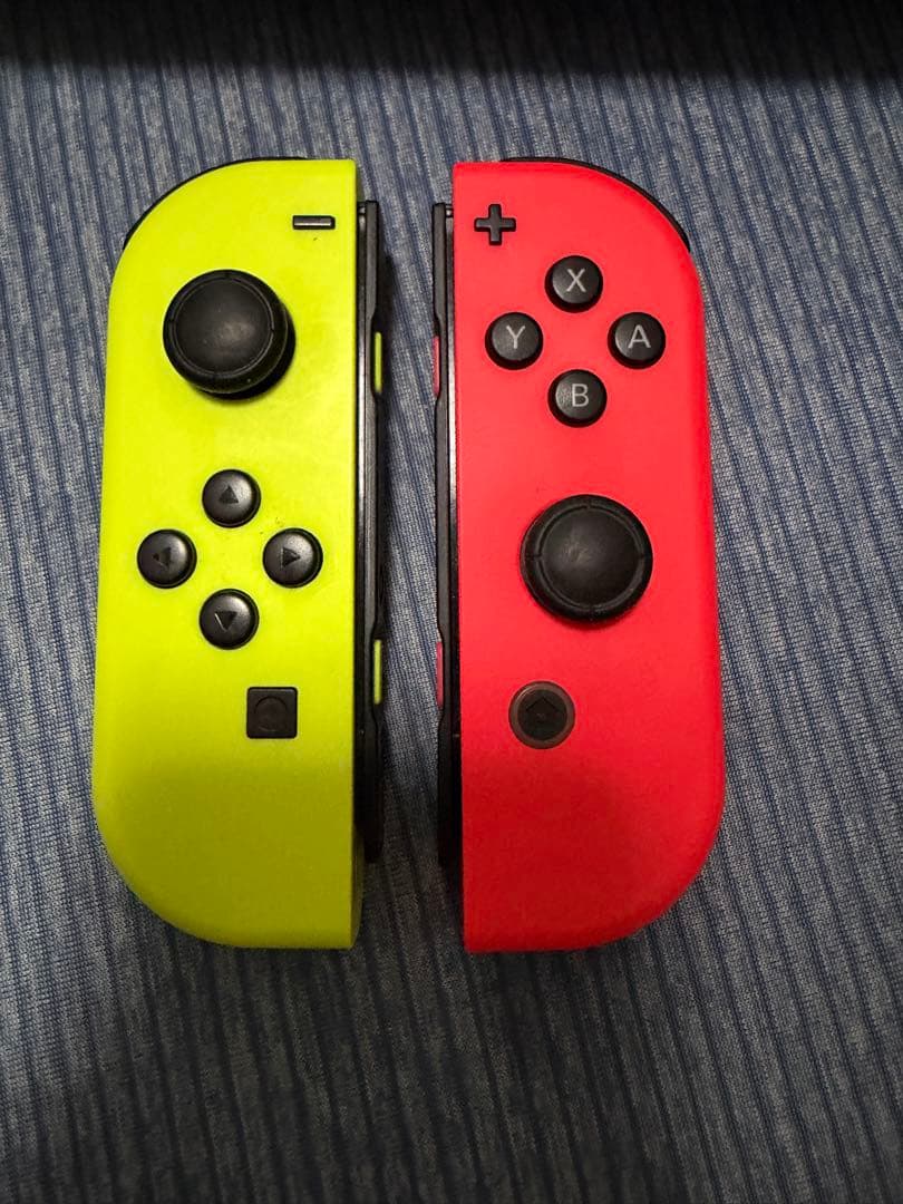 Nintendo Switch 本体 イエロー・レッド　箱あり　おまけケース付き