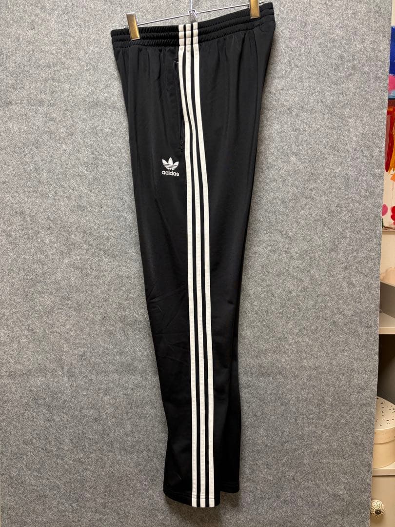 【ハル】adidas ジャージ上下セット 3本ライン　ブラック　XOサイズ