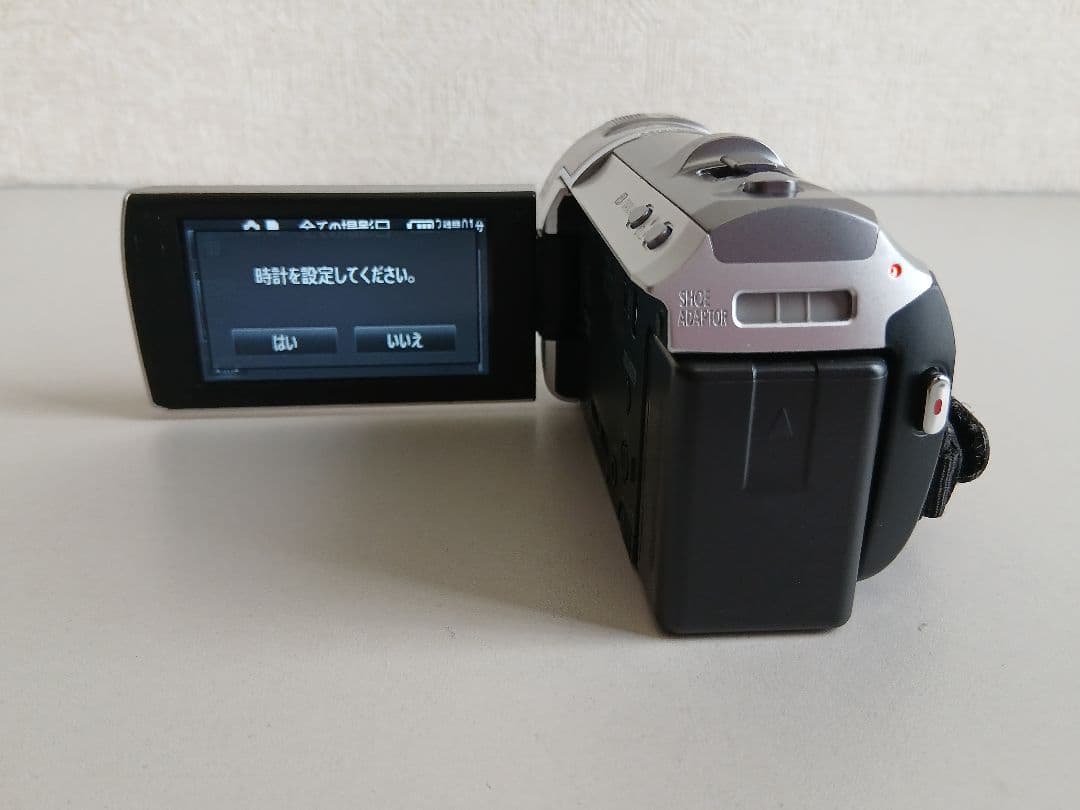 パナソニック　ビデオカメラ　HC-V600M