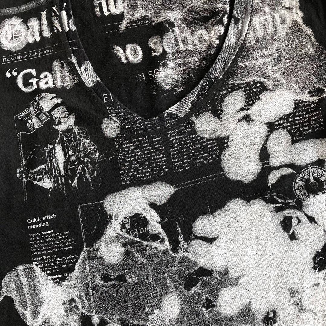 JOHN GALLIANO ジョンガリアーノ ニュースペーパー Tシャツ