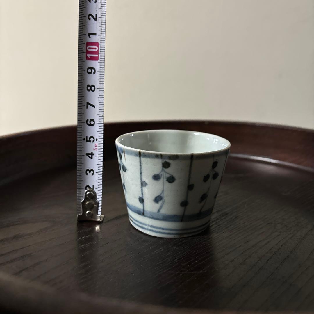 古伊万里染付　格子縞　蔓草文　③窯傷　蕎麦猪口　江戸アンティーク　白磁　李朝