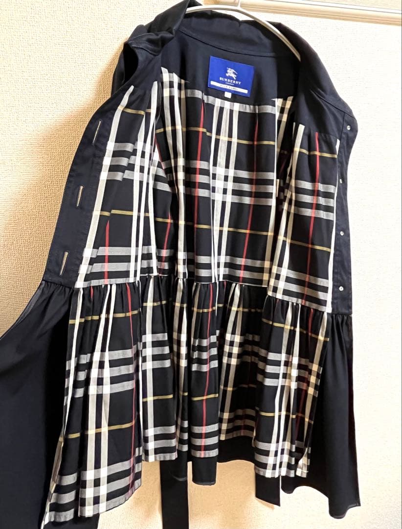 美品 バーバリーブルーレーベル ネイビーブラック トレンチコートベルト付き38