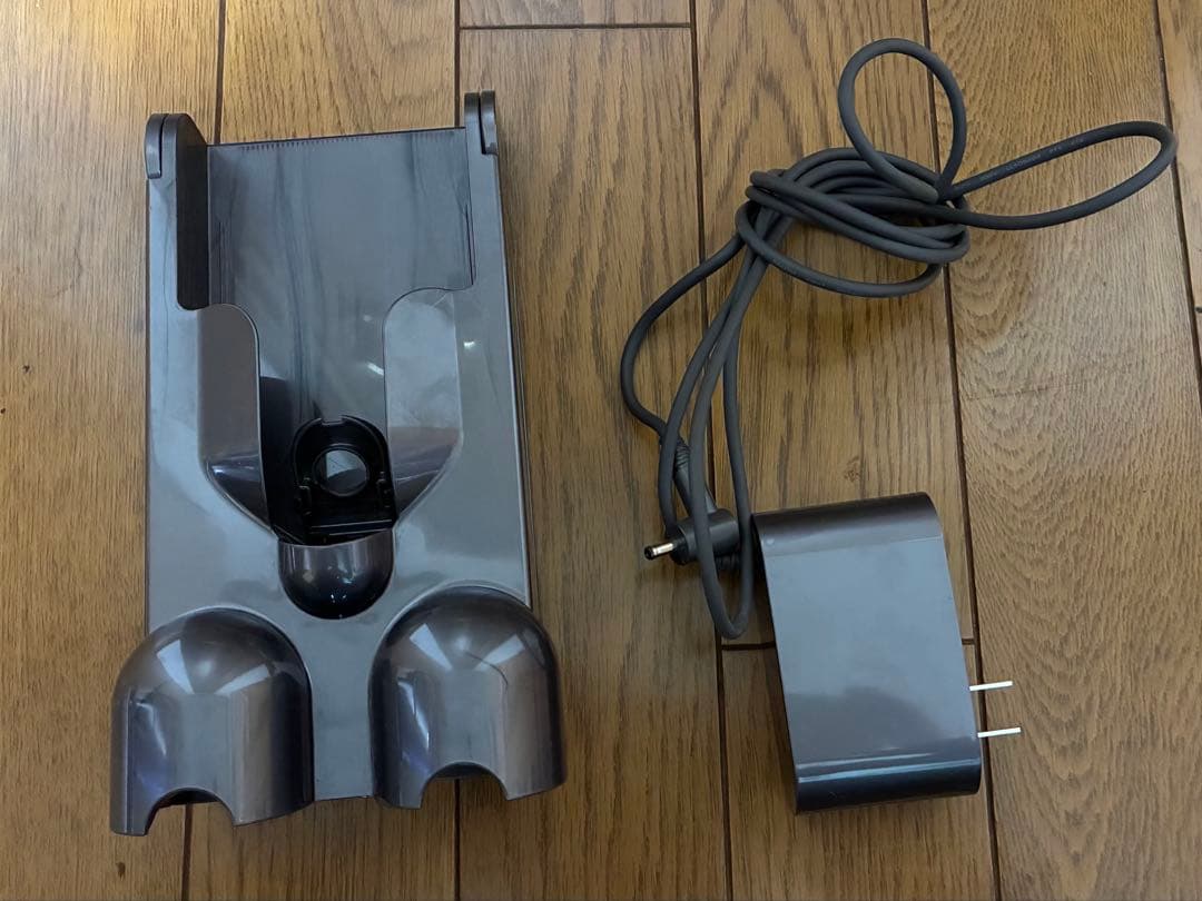 ダイソン　コードレス掃除機　SV18　⑦　２０２２年製　稼働時間：39分56秒