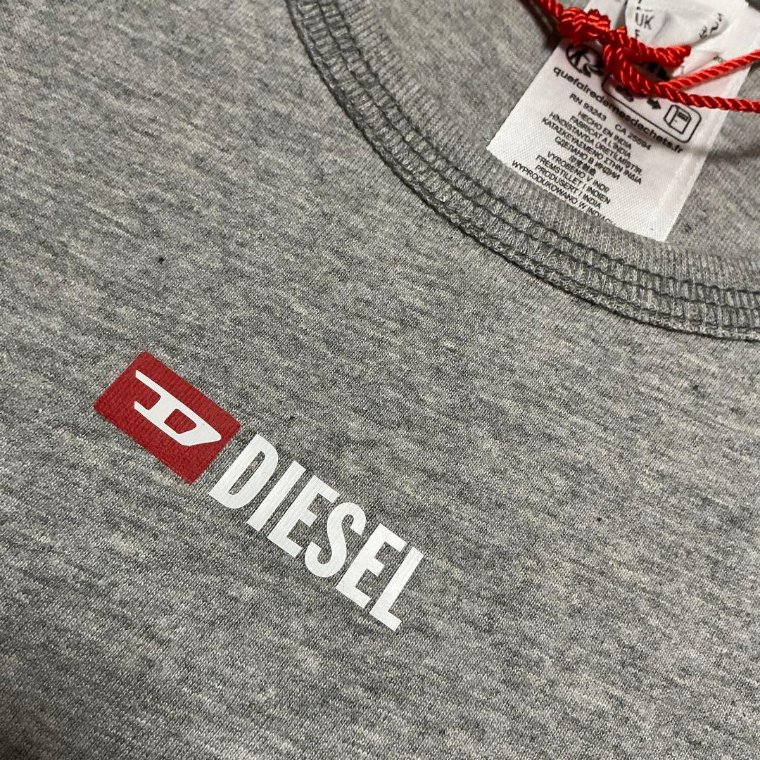 洗練されたデザイン　DIESEL SET-GILDA-D-CORE S グレー
