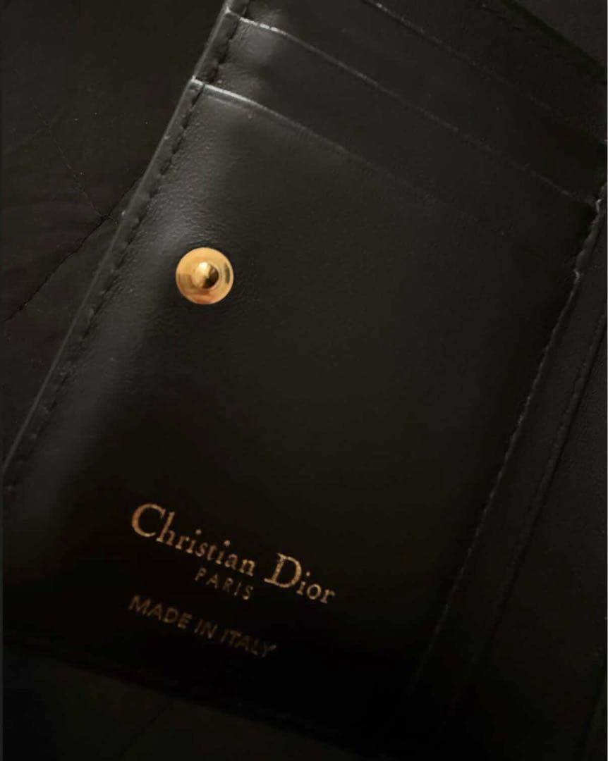 Dior ブラック キルティング 二つ折り財布