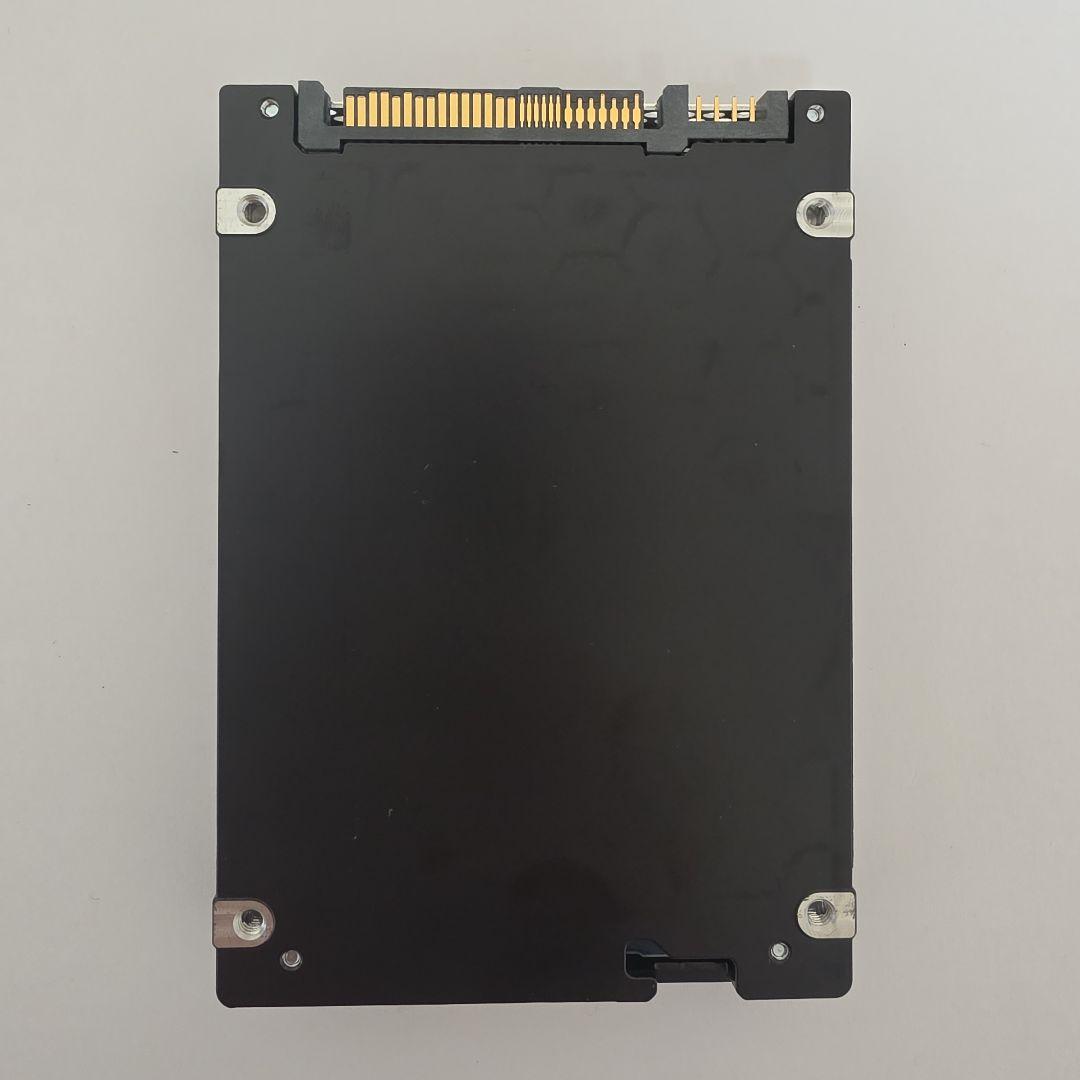 内蔵型SSD KIOXIA PM6-R 3.84TB SAS SSD 12Gb