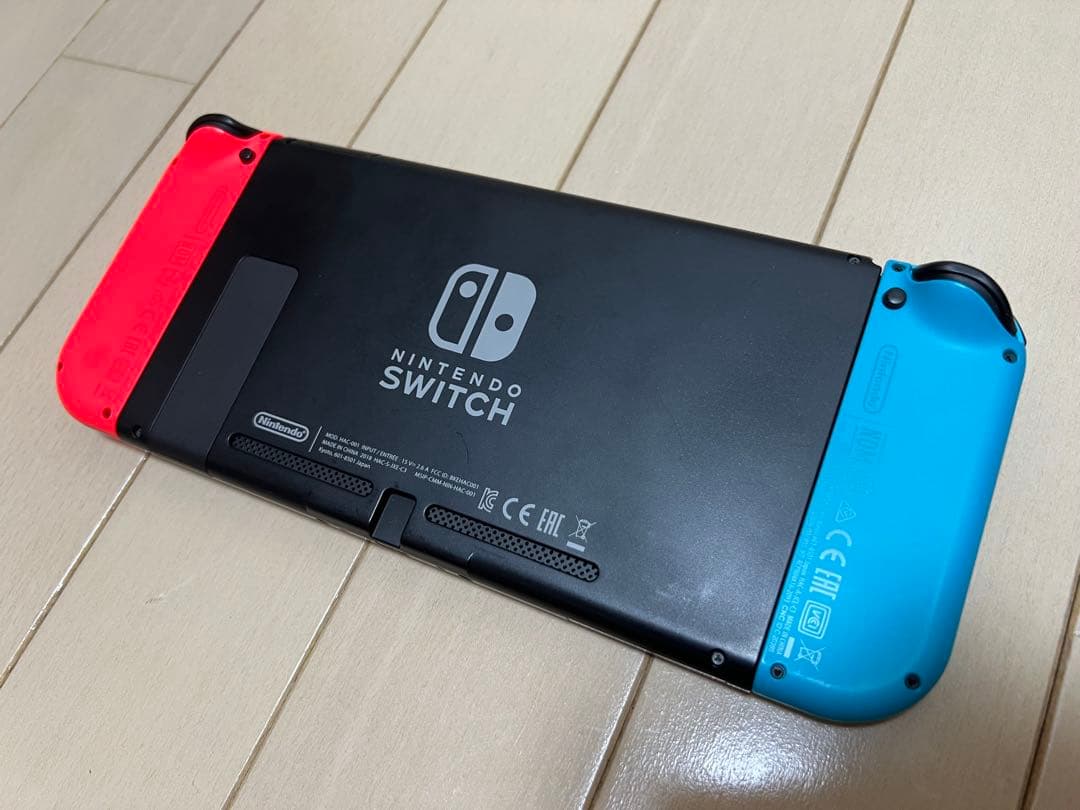 Nintendo Switch ジャンク品 (付属品あり※写真参照)