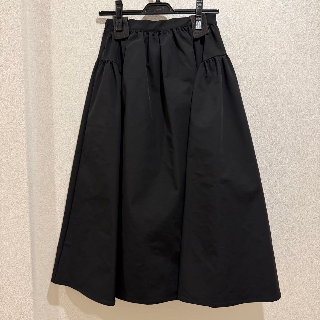 新品未使用★ELLIE エリー アジャストギャザースカート BLACK